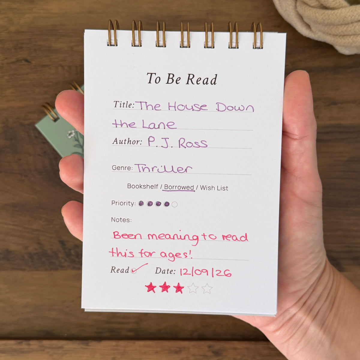 A6 To Be Read Tracker – Hardback Reading List Journal